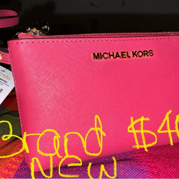 All ORIGINAL MICHAEL KORS make an offer - Picture 6 of 8